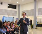 Ministro brindó conferencia sobre Defensa Nacional a líderes estudiantiles