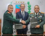 Acto de suscripción de agenda bilateral entre las fuerzas armadas de Paraguay y Bolivia